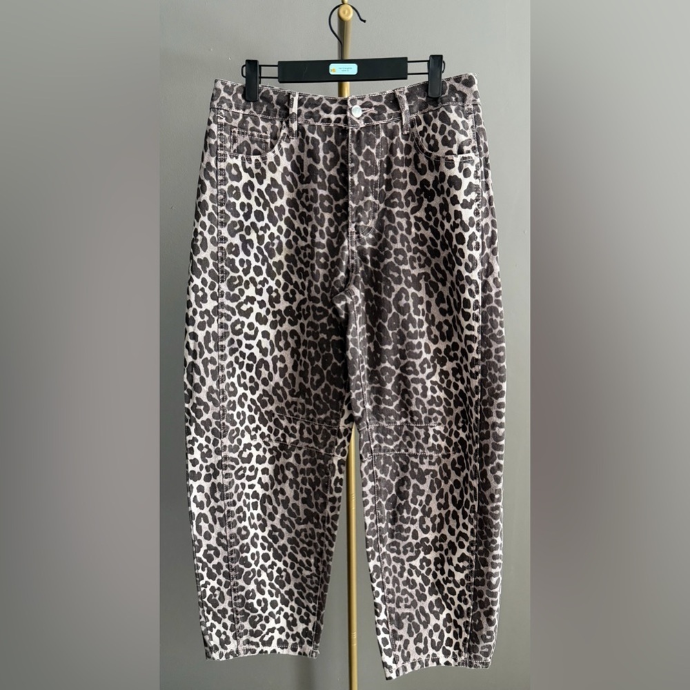 Miss Sparkling Animal Leopard Cheetah Print Denim-Style Brown Grey Tan Size M